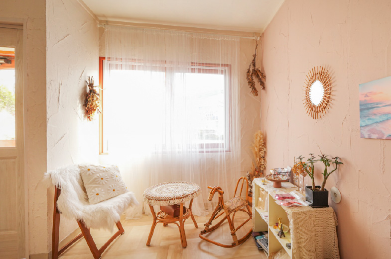 函館市eye-and_待合室